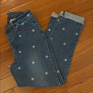 Slim-Sation by Multiples Denim Cropped Jeans with Daisy Accents
